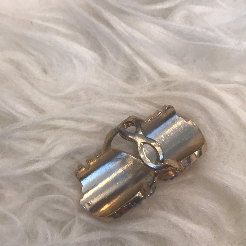 Statement Ring - Picture 3 of 3